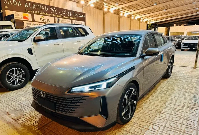 Новый ⁦Changan Eado Plus, 1.5 л, 2026⁩ в Саудовская Аравия, Эр-Рияд от Sada Al Riyadh صدى الرياض Серебристый цвет.  | AUTO.AE | Объявление #289138