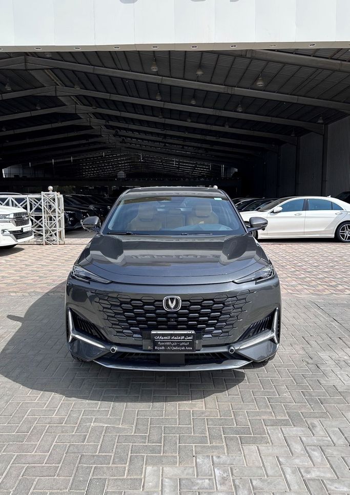 Новый Changan UNI-K, 2.0 л, 2023 в Саудовская Аравия, Эр-Рияд от Asl Al Etemad معرض اصل الاعتماد للسيارات Серый цвет.  | AUTO.AE | Объявление #247317