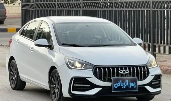 مستعملة Chery Arrizo 5 المحترفون, 1.5 l, 2024 في في المملكة العربية السعودية, الرياض من Ramz Al Riyadh شركة رمز الرياض، اللون أبيض. مواصفات الخليج | AUTO.AE | إعلان #258172