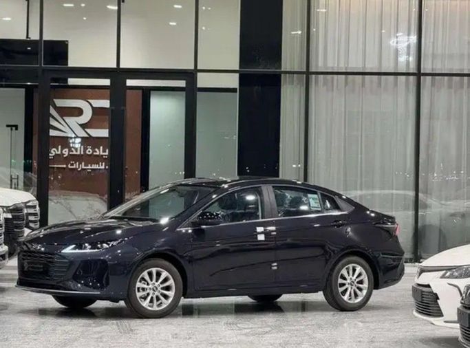 جديدة Chery Arrizo 6 I, 1.5 l, 2026 في في المملكة العربية السعودية, الرياض من Al Riyada Al Duwalya شركة الريادة الدولي للسيارات، اللون أسود.  | AUTO.AE | إعلان #261708
