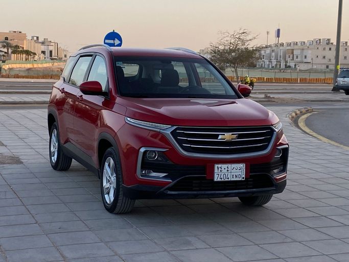 Подержанный Chevrolet Captiva II, 1.5 л, 2021 в Саудовская Аравия, Эр-Рияд от Dar Car دار كار Красный цвет. GCC | AUTO.AE | Объявление #248734
