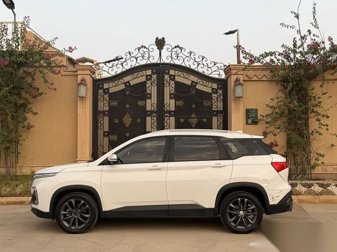 Used Chevrolet Captiva II, 1.5 l, 2022 in Saudi Arabia, Riyadh by Sharyan Al Asimah معرض شريان العاصمة للسيارات, White color.  | AUTO.AE | Listing #263467
