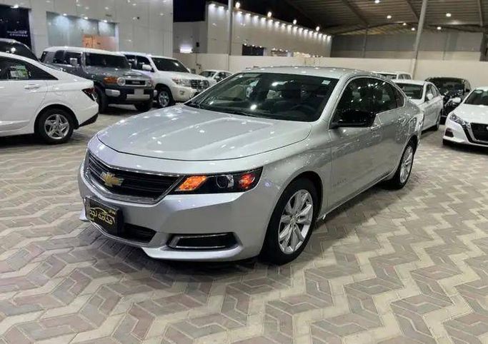 Подержанный Chevrolet Impala X, 2.5 л, 2018 в Саудовская Аравия, Эр-Рияд от Fakhamat Najd معرض فخامة نجد للسيارات Серебристый цвет. Other | AUTO.AE