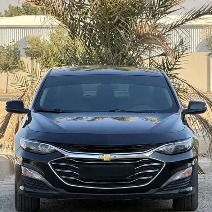Подержанный Chevrolet Malibu IX Рестайлинг, 2.0 л, 2021 в Саудовская Аравия, Эр-Рияд от Sumou Al Markabat 2 معرض سمو المركبات Черный цвет.  | AUTO.AE | Объявление #259789