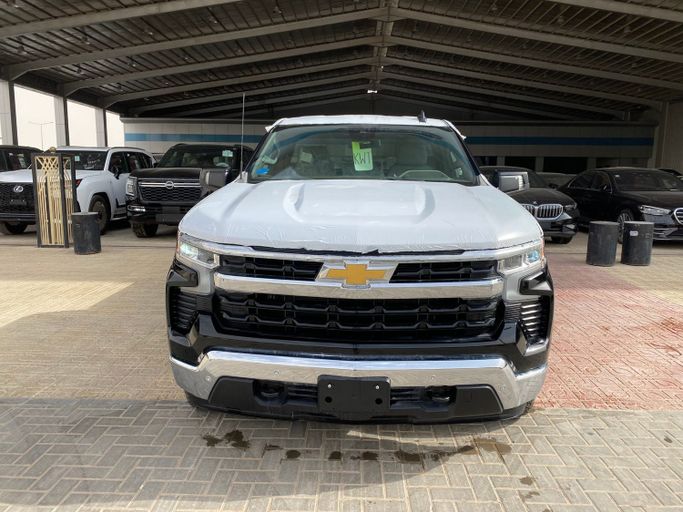 Новый Chevrolet Silverado IV (T1XX) Рестайлинг, 5.3 л, 2025 в Саудовская Аравия, Эр-Рияд от Saqar Najd معرض صقر نجد للسيارات Черный цвет.  | AUTO.AE | Объявление #251228
