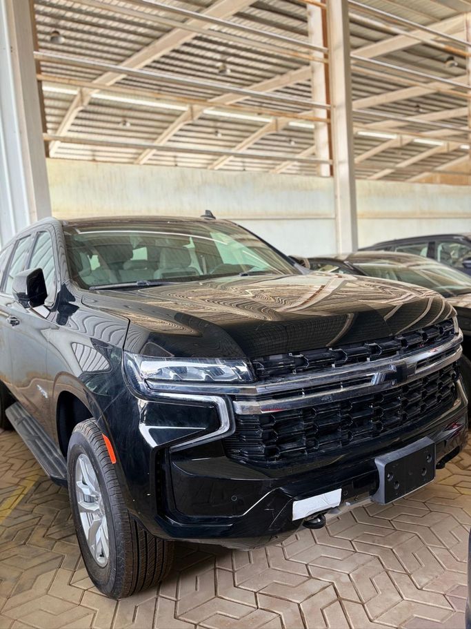 جديدة Chevrolet Tahoe V, 5.3 l, 2024 في في المملكة العربية السعودية, الرياض من Abdullah Sharaf Cars معرض عبدالله شرف للسيارات، اللون أسود. مواصفات الخليج | AUTO.AE | إعلان #246756