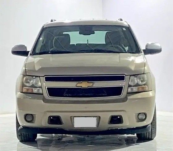 Подержанный Chevrolet Tahoe III, 5.3 л, 2008 в Саудовская Аравия, Эр-Рияд от Bayraq Al Ibda’a Cars معرض بيرق الابداع Светло-коричневый цвет.  | AUTO.AE | Объявление #261729