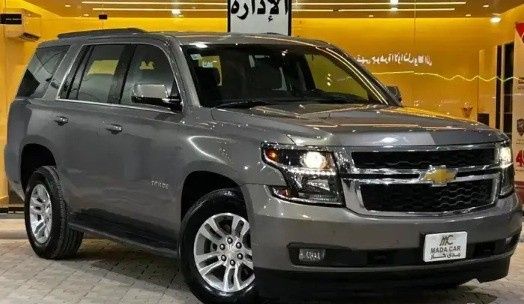 مستعملة Chevrolet Tahoe رابعاً, 6.2 l, 2018 في في المملكة العربية السعودية, الرياض من Mada Cars مدى للسيارات، اللون رمادي. مواصفات الخليج | AUTO.AE | إعلان #265079
