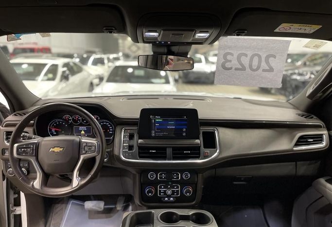 Подержанный Chevrolet Tahoe V, 5.3 л, 2023 в Саудовская Аравия, Эр-Рияд от Auto City أوتو سيتي Белый цвет.  | AUTO.AE | Объявление #296446 — фото 6 из 6