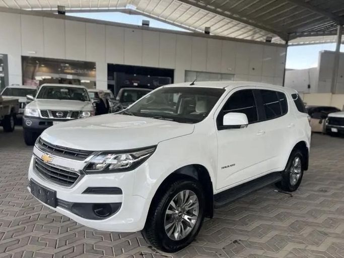 Подержанный ⁦Chevrolet TrailBlazer II Рестайлинг, 3.6 л, 2020⁩ в Саудовская Аравия, Эр-Рияд от Fakhamat Najd معرض فخامة نجد للسيارات Белый цвет. Other | AUTO.AE | Объявление #288726