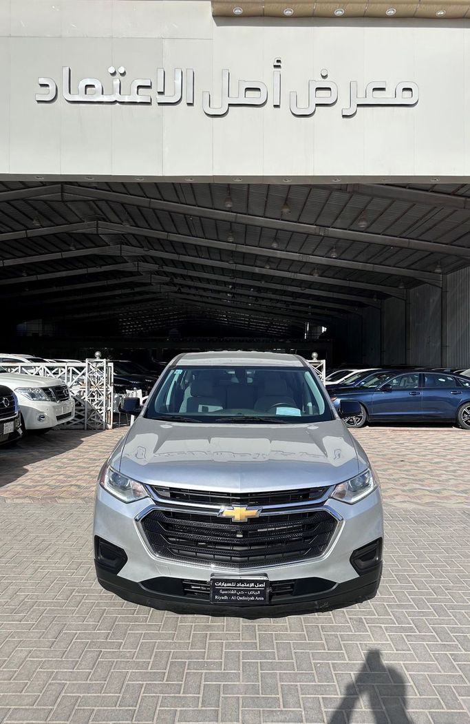 مستعملة Chevrolet Traverse ثانياً, 3.6 l, 2018 في في المملكة العربية السعودية, الرياض من Asl Al Etemad معرض اصل الاعتماد للسيارات، اللون أبيض.  | AUTO.AE | إعلان #247319