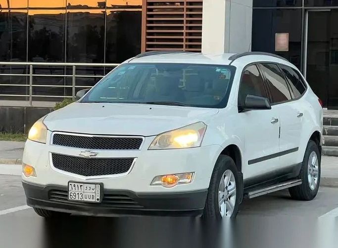 مستعملة Chevrolet Traverse I, 3.6 l, 2012 في في المملكة العربية السعودية, الرياض من Khaled Cars شركة خالد للسيارات، اللون أبيض. مواصفات الخليج | AUTO.AE | إعلان #260953