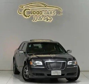 Подержанный Chrysler 300C II, 3.6 л, 2014 в Саудовская Аравия, Эр-Рияд от Joud Cars معرض جود كارز للسيارات Серый цвет. GCC | AUTO.AE | Объявление #263316