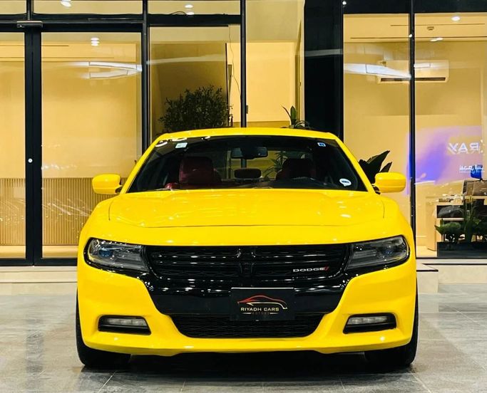 Подержанный Dodge Charger GT VII (LD) Рестайлинг, 3.6 л, 2017 в Саудовская Аравия, Эр-Рияд от Riyadh Cars معرض الرياض للسيارات Желтый цвет. GCC | AUTO.AE | Объявление #258606