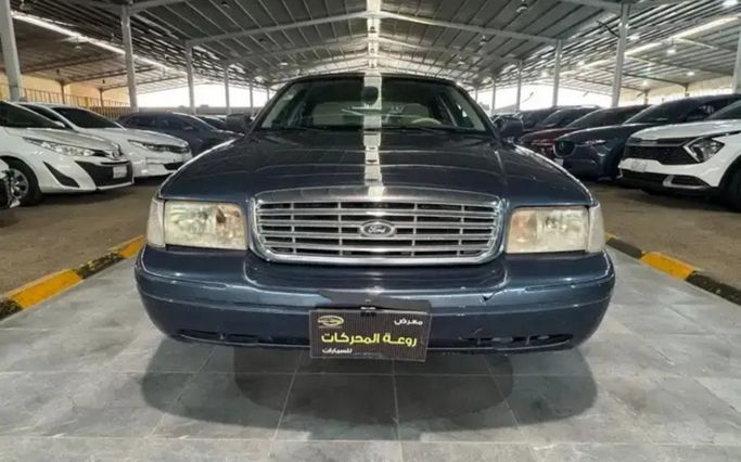 Подержанный Ford Crown Victoria II, 4.6 л, 2010 в Саудовская Аравия, Эр-Рияд от Rawat Motors شركة معرض روعة المحركات للسيارات Синий цвет.  | AUTO.AE | Объявление #263929