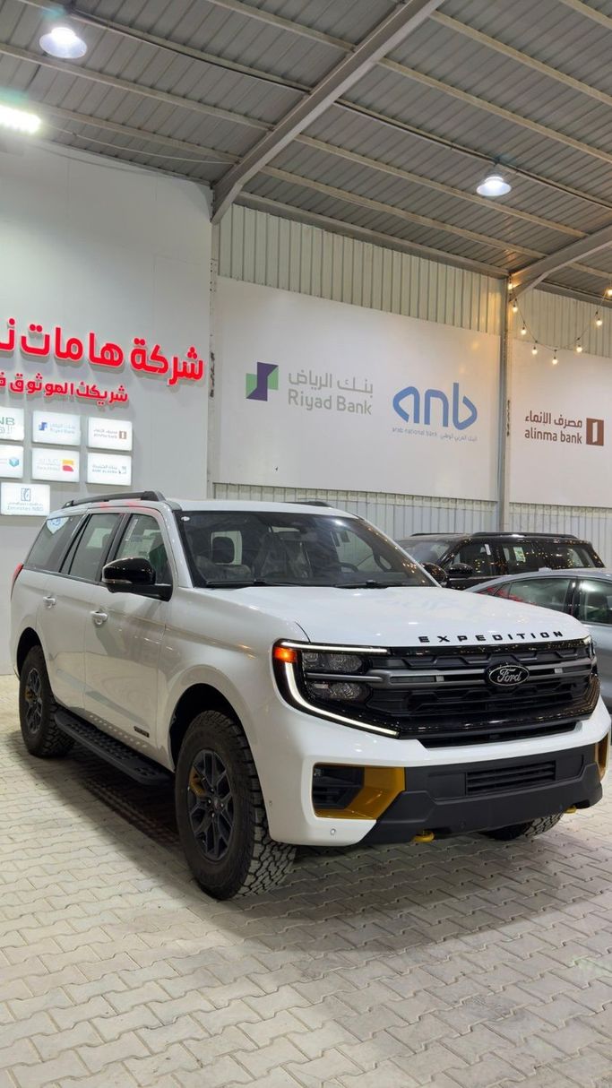 Новый Ford Expedition V, 3.5 л, 2025 в Саудовская Аравия, Эр-Рияд от Hamat Najd Motors هامنات نجد للسيارات Белый цвет.  | AUTO.AE | Объявление #250914