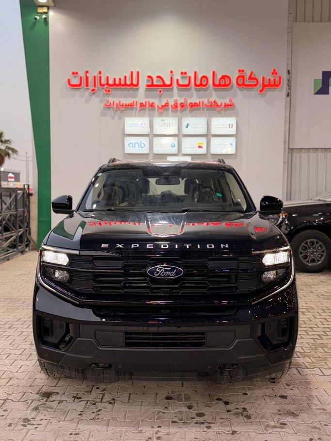 Новый Ford Expedition V, 3.5 л, 2025 в Саудовская Аравия, Эр-Рияд от Hamat Najd Motors هامنات نجد للسيارات Черный цвет.  | AUTO.AE | Объявление #250931