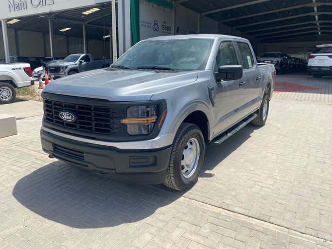 جديدة Ford F-150 عملية فيس ليفت XIV, 5.0 l, 2025 في في المملكة العربية السعودية, الرياض من Hamat Najd Motors هامنات نجد للسيارات، اللون رمادي.  | AUTO.AE | إعلان #250913
