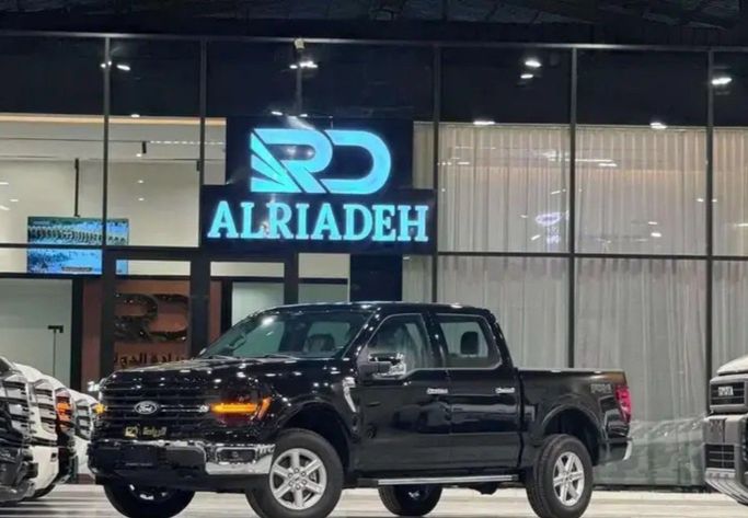 Новый Ford F-150 XIV Рестайлинг, 5.0 л, 2026 в Саудовская Аравия, Эр-Рияд от Al Riyada Al Duwalya شركة الريادة الدولي للسيارات Черный цвет. GCC | AUTO.AE | Объявление #261694