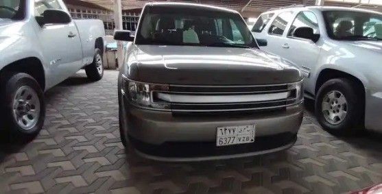 Подержанный Ford Flex I Рестайлинг, 3.5 л, 2013 в Саудовская Аравия, Эр-Рияд от Al Qarni Motors معرض القرني للسيارات Серый цвет.  | AUTO.AE | Объявление #258421