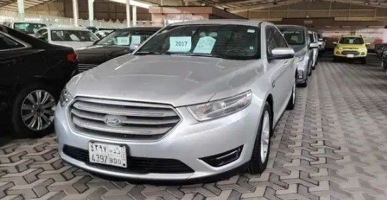 Подержанный Ford Taurus VI Рестайлинг, 3.5 л, 2017 в Саудовская Аравия, Эр-Рияд от Al Qarni Motors معرض القرني للسيارات Серебристый цвет.  | AUTO.AE | Объявление #258386