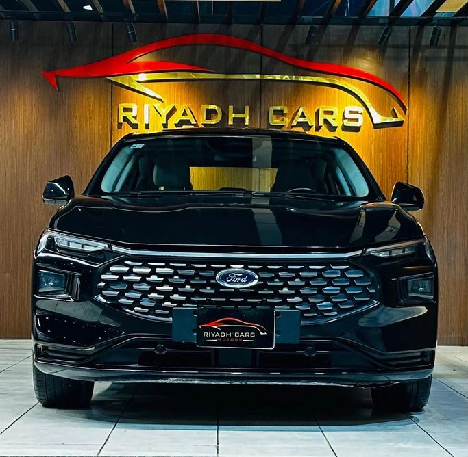 مستعملة Ford Taurus China / GCC, 2.0 l, 2023 في في المملكة العربية السعودية, الرياض من Riyadh Cars معرض الرياض للسيارات، اللون أسود. مواصفات الخليج | AUTO.AE | إعلان #258799