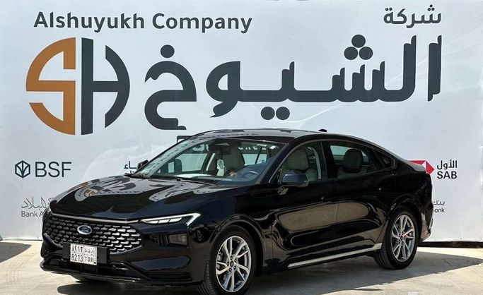 مستعملة Ford Taurus الثامن، 2.0 لتر، 2023 في المملكة العربية السعودية، الرياض من Al Shukh شركة معرض الشيوخ للسيارات، اللون أسود.  | AUTO.AE | إعلان #296196 — صورة 2 من 15