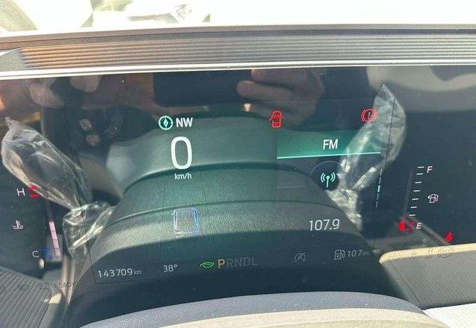 مستعملة Ford Taurus الثامن، 2.0 لتر، 2023 في المملكة العربية السعودية، الرياض من Al Shukh شركة معرض الشيوخ للسيارات، اللون أسود.  | AUTO.AE | إعلان #296196 — صورة 8 من 15