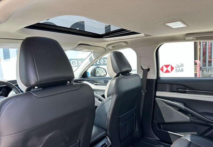 مستعملة Ford Taurus الثامن، 2.0 لتر، 2023 في المملكة العربية السعودية، الرياض من Al Shukh شركة معرض الشيوخ للسيارات، اللون أسود.  | AUTO.AE | إعلان #296196 — صورة 15 من 15