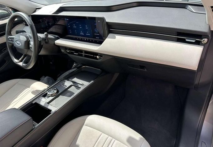 مستعملة Ford Taurus الثامن، 2.0 لتر، 2025 في المملكة العربية السعودية، الرياض من Al Shukh شركة معرض الشيوخ للسيارات، اللون رمادي.  | AUTO.AE | إعلان #296197 — صورة 13 من 14