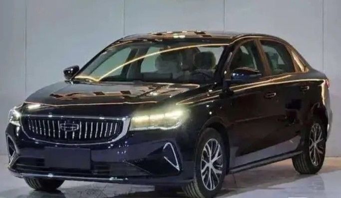 Новый Geely Emgrand II, 1.5 л, 2025 в Саудовская Аравия, Эр-Рияд от Al Imtiaz Cars شركة الامتياز للسيارات Тёмно-синий цвет. GCC | AUTO.AE | Объявление #257950