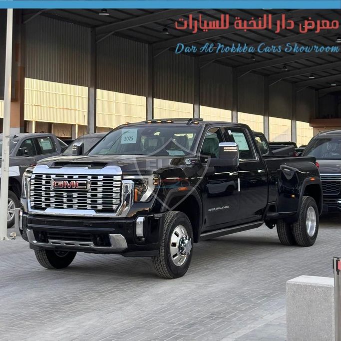 Новый GMC Sierra HD 3500 HD V (T1XX), 6.6 л, 2025 в Саудовская Аравия, Эр-Рияд от Dar Al Nukhbah Cars معرض دار النخبة للسيارات 2 Черный цвет. GCC | AUTO.AE | Объявление #256583