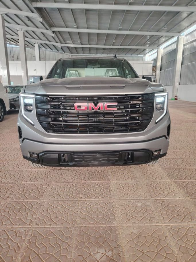 مستعملة GMC Sierra فيس ليفت IV, 5.3 l, 2023 في في المملكة العربية السعودية, الرياض من Al Astool Al Khaleeji شركة الأسطول الخليجي للسيارات، اللون رمادي.  | AUTO.AE | إعلان #249183