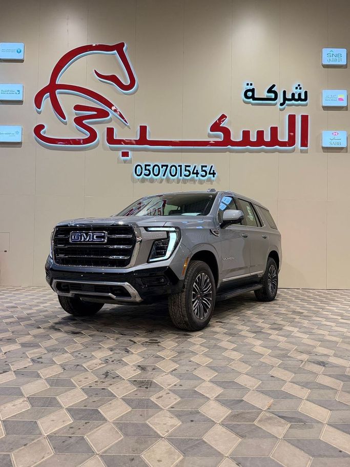 جديدة GMC Yukon فيس ليفت V, 6.2 l, 2025 في في المملكة العربية السعودية, الرياض من Al Sakab Cars شركة السكب الراقي للسيارات، اللون فضي. مواصفات الخليج | AUTO.AE | إعلان #251969