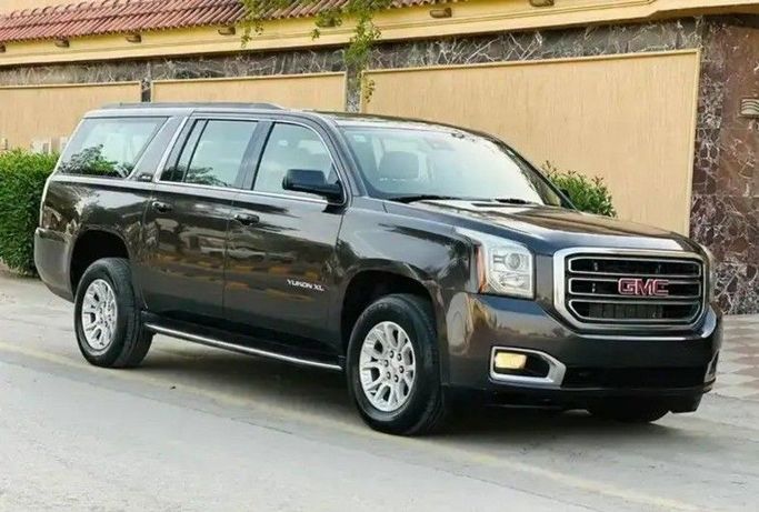 مستعملة GMC Yukon XL IV (GMT K2UG), 5.3 l, 2018 في في المملكة العربية السعودية, الرياض من معرض الدوسري للسيارات، اللون رمادي. مواصفات الخليج | AUTO.AE | إعلان #258587