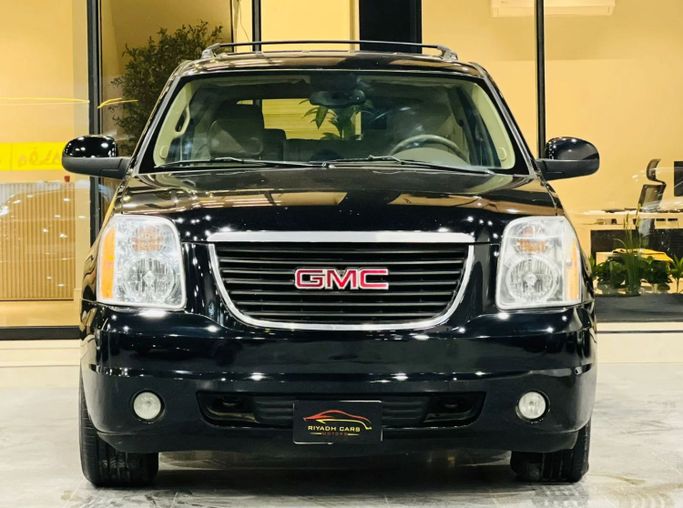 Used GMC Yukon III (GMT900), 6.0 l, 2011 in Saudi Arabia, Riyadh by Riyadh Cars معرض الرياض للسيارات, Black color. GCC Specs | AUTO.AE | Listing #258835