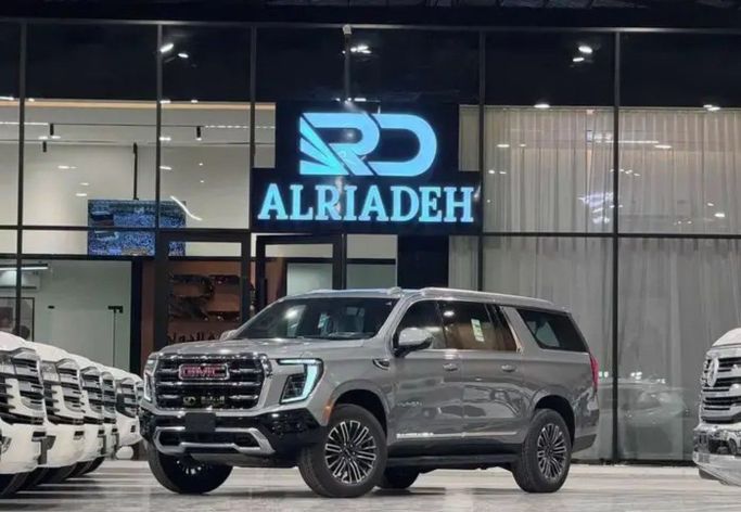 New GMC Yukon XL V Facelift, 5.3 l, 2026 in Saudi Arabia, Riyadh by Al Riyada Al Duwalya شركة الريادة الدولي للسيارات, Grey color.  | AUTO.AE | Listing #261645