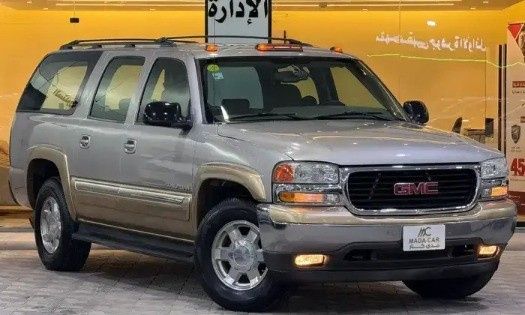 مستعملة GMC Yukon II (GMT800), 5.3 l, 2005 في في المملكة العربية السعودية, الرياض من Mada Cars مدى للسيارات، اللون فضي. مواصفات الخليج | AUTO.AE | إعلان #265120