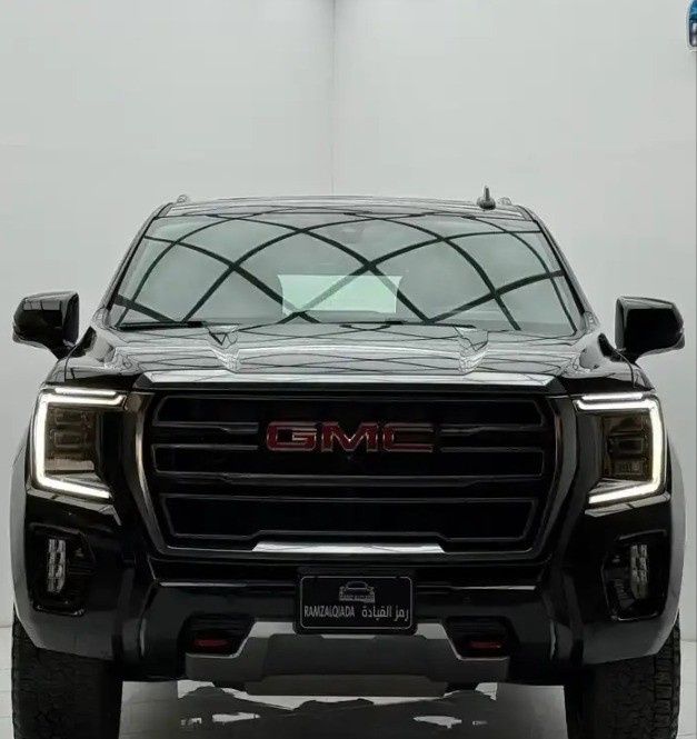 مستعملة GMC Yukon V, 5.3 l, 2022 في في المملكة العربية السعودية, الرياض من Ramz Al Qiyadah معرض رمز القيادة، اللون أسود. مواصفات الخليج | AUTO.AE | إعلان #267768