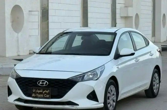 Подержанный Hyundai Accent V (HC) Рестайлинг, 1.6 л, 2021 в Саудовская Аравия, Эр-Рияд от Al Yami Cars  معرض اليامي للسيارات Белый цвет. GCC | AUTO.AE | Объявление #260250