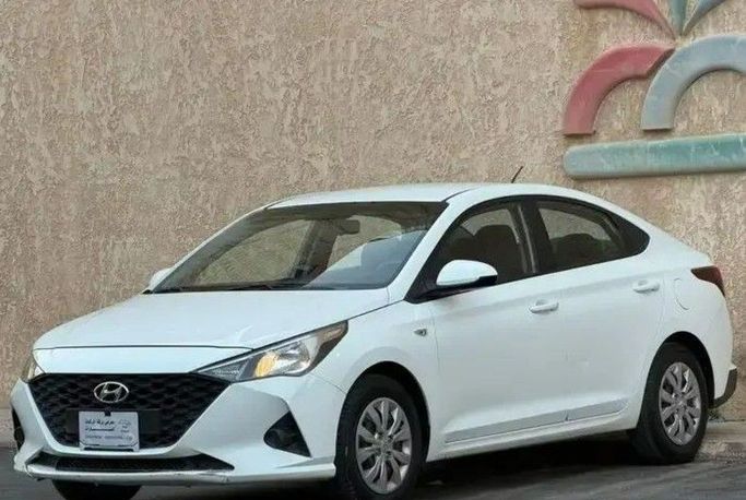 Подержанный Hyundai Accent V (HC) Рестайлинг, 1.6 л, 2021 в Саудовская Аравия, Эр-Рияд от Barakat Al Markabat Cars معرض بركة المركبات للسيارات Белый цвет. GCC | AUTO.AE | Объявление #260382
