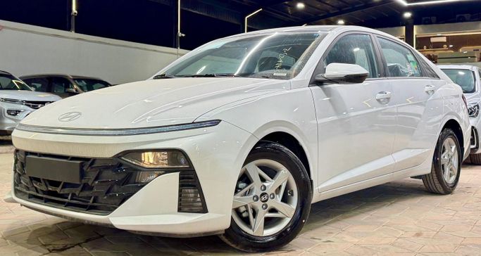جديدة Hyundai Accent السادس (BN7), 1.5 l, 2026 في في المملكة العربية السعودية, الرياض من Khaled Cars شركة خالد للسيارات، اللون أبيض.  | AUTO.AE | إعلان #260789