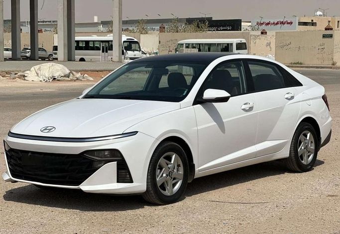 مستعملة Hyundai Accent السادس (BN7)، 1.5 لتر، 2024 في المملكة العربية السعودية، الرياض من Al Shukh شركة معرض الشيوخ للسيارات، اللون أبيض.  | AUTO.AE | إعلان #296189 — صورة 3 من 13