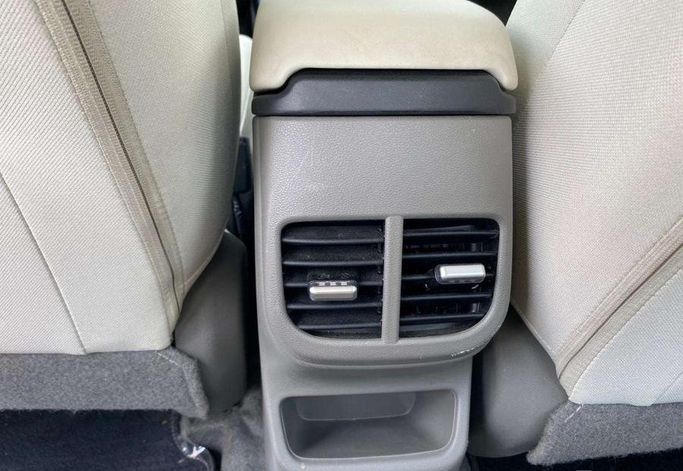 Подержанный Hyundai Accent VI (BN7), 1.5 л, 2026 в Саудовская Аравия, Эр-Рияд от Al Shukh شركة معرض الشيوخ للسيارات Серебристый цвет.  | AUTO.AE | Объявление #296244 — фото 12 из 13