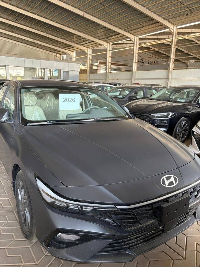 جديدة Hyundai Elantra عملية فيس ليفت VII (CN7), 2.0 l, 2026 في في المملكة العربية السعودية, الرياض من Abdullah Sharaf Cars معرض عبدالله شرف للسيارات، اللون أسود. مواصفات الخليج | AUTO.AE | إعلان #246734