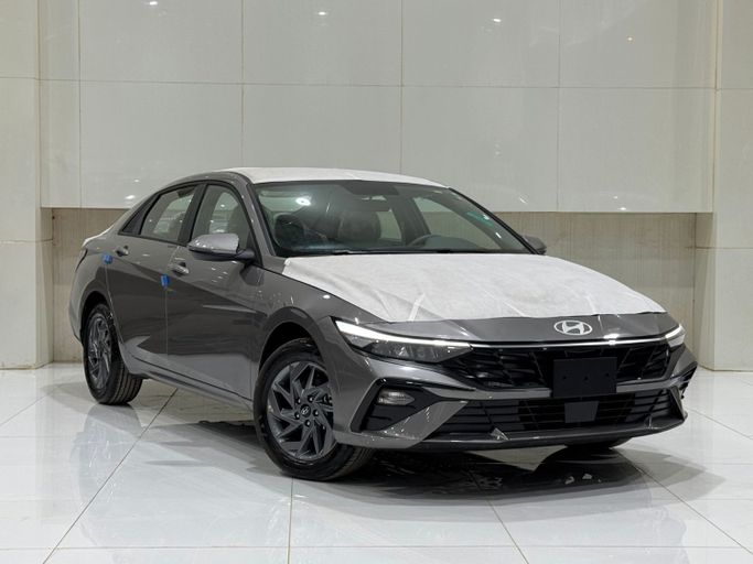 جديدة Hyundai Elantra عملية فيس ليفت VII (CN7), 1.5 l, 2025 في في المملكة العربية السعودية, الرياض من Al Imtiaz Cars شركة الامتياز للسيارات، اللون رمادي. مواصفات الخليج | AUTO.AE | إعلان #257843