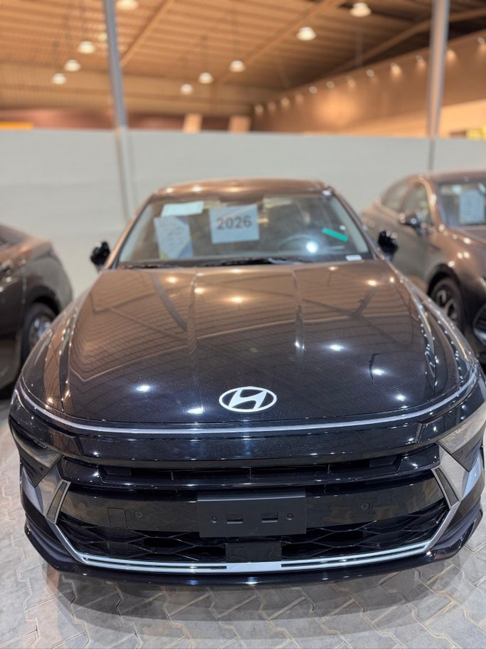 جديدة Hyundai Sonata عملية فيس ليفت VIII (DN8), 2.5 l, 2026 في في المملكة العربية السعودية, الرياض من Wisam Al Watan وسام الوطن، اللون أسود. أخرى | AUTO.AE