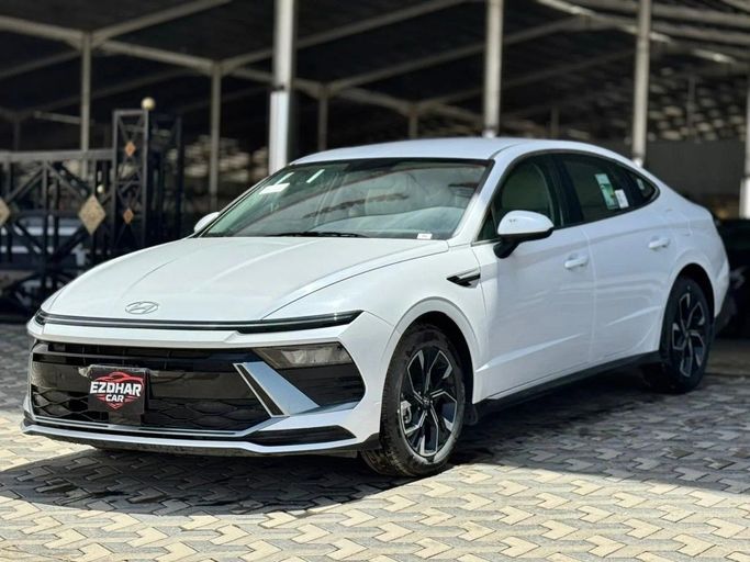 جديدة Hyundai Sonata عملية فيس ليفت VIII (DN8), 2.5 l, 2026 في في المملكة العربية السعودية, الرياض من أزدهار كار، اللون أبيض.  | AUTO.AE | إعلان #254702
