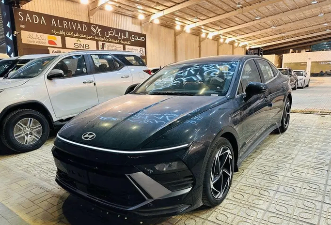 جديدة ⁦Hyundai Sonata عملية فيس ليفت VIII (DN8)، 2.5 l، 2026⁩ في في المملكة العربية السعودية, الرياض من Sada Al Riyadh صدى الرياض، اللون أسود.  | AUTO.AE | إعلان #289114
