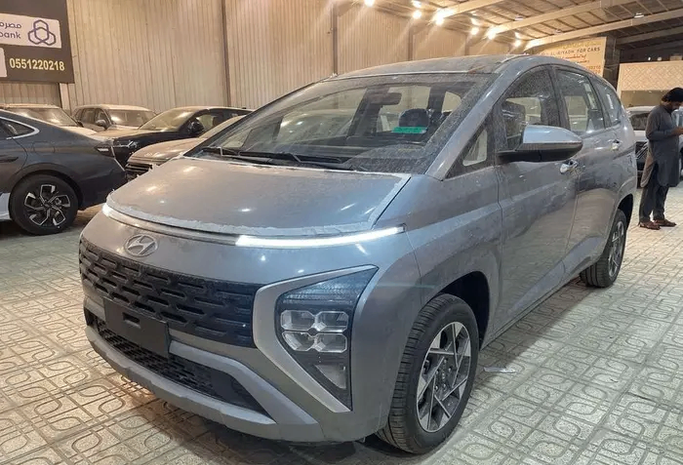 جديدة ⁦Hyundai Stargazer، 1.5 l، 2025⁩ في في المملكة العربية السعودية, الرياض من Sada Al Riyadh صدى الرياض، اللون فضي.  | AUTO.AE | إعلان #289099